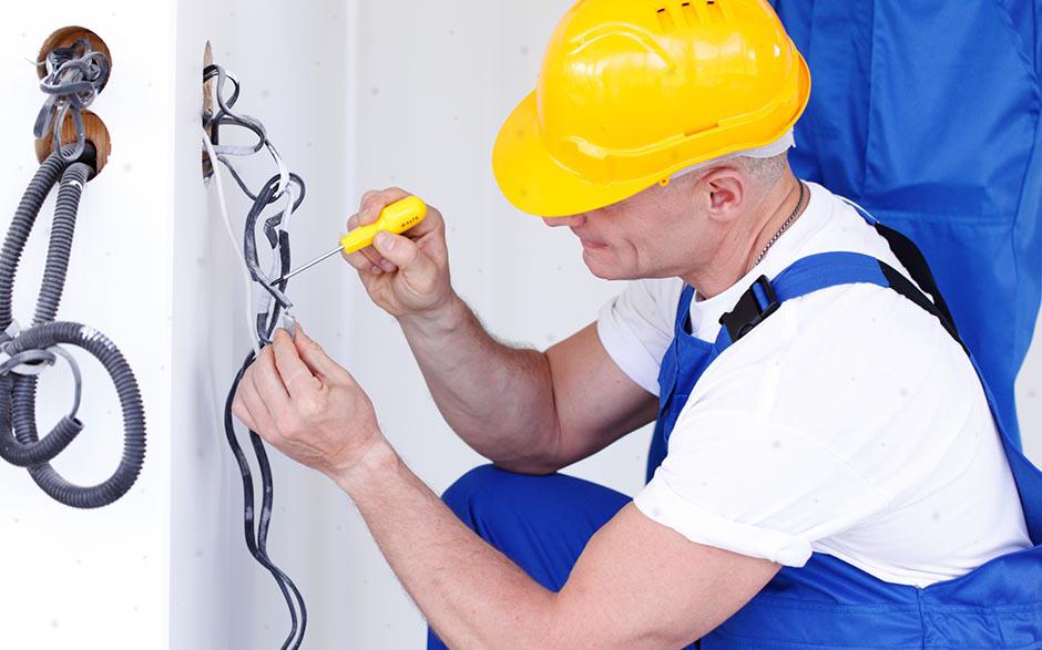 électricien de maintenance Le Chesnay