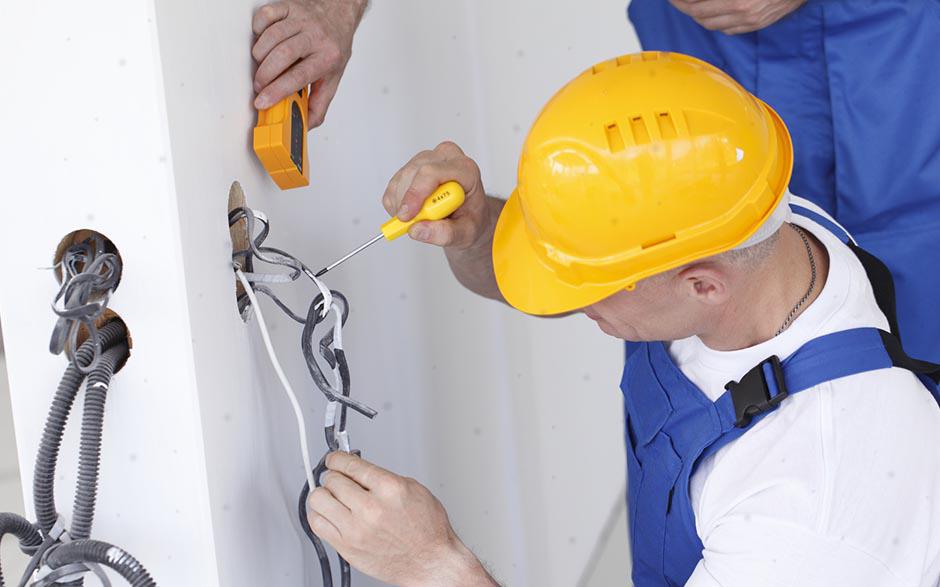 électricien de maintenance Le Chesnay